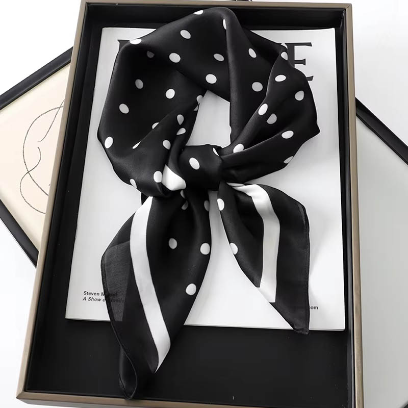 Luxury Lady Hair Dot Scarf Fem - Scarf Silk Square recension och pris